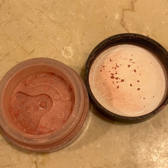 bareminerals blush luxe radiance - Picture 3 of 3